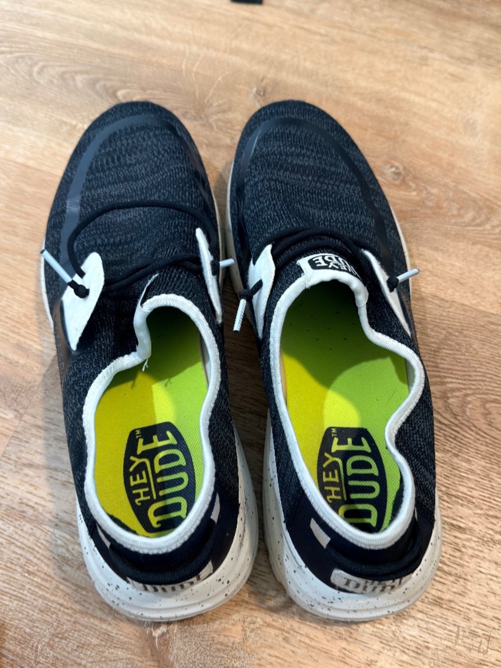 Men’s Hey Dude size 13
